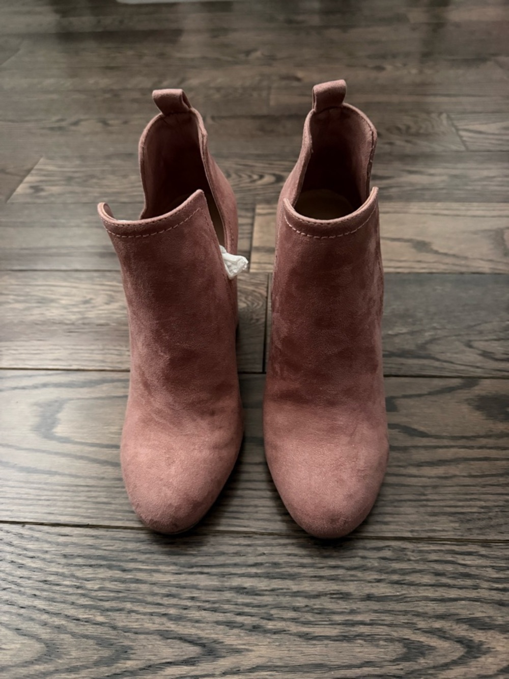 Women’s heel boots